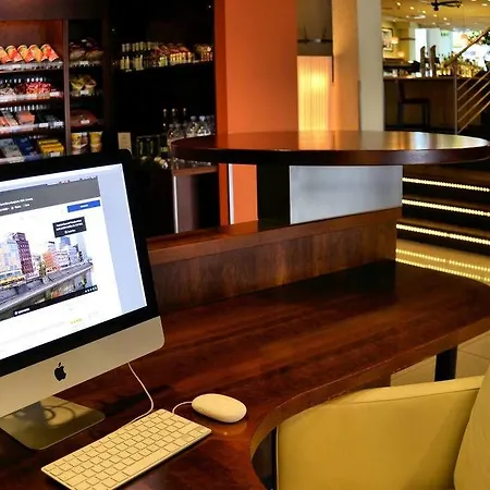 Courtyard By Marriott Hafen Отель 4*