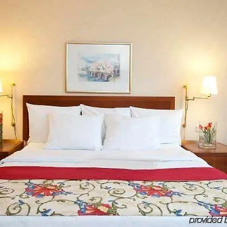 Courtyard By Marriott Hafen Дюссельдорф