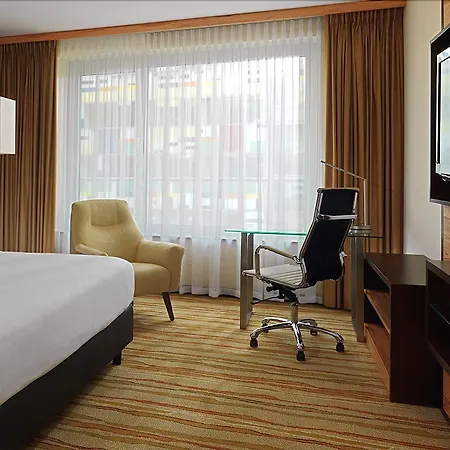 Отель Courtyard By Marriott Hafen Дюссельдорф