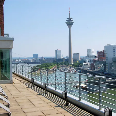 Courtyard By Marriott Hafen 4* Дюссельдорф