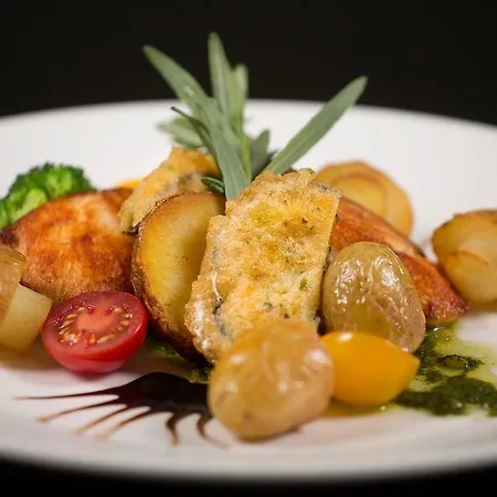 كورتيارد باي ماريوت هافن دوسلدورف