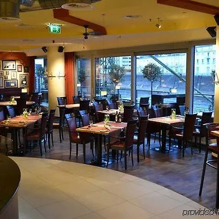 فندق كورتيارد باي ماريوت هافن 4*