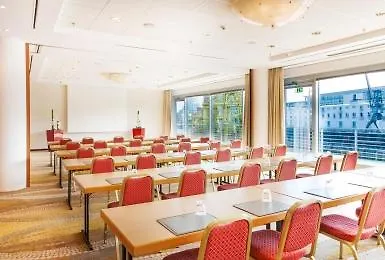 Отель Courtyard By Marriott Hafen 4*