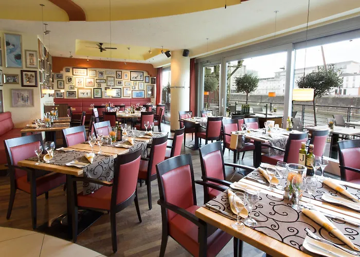 Hotell Courtyard By Marriott Hafen 4*