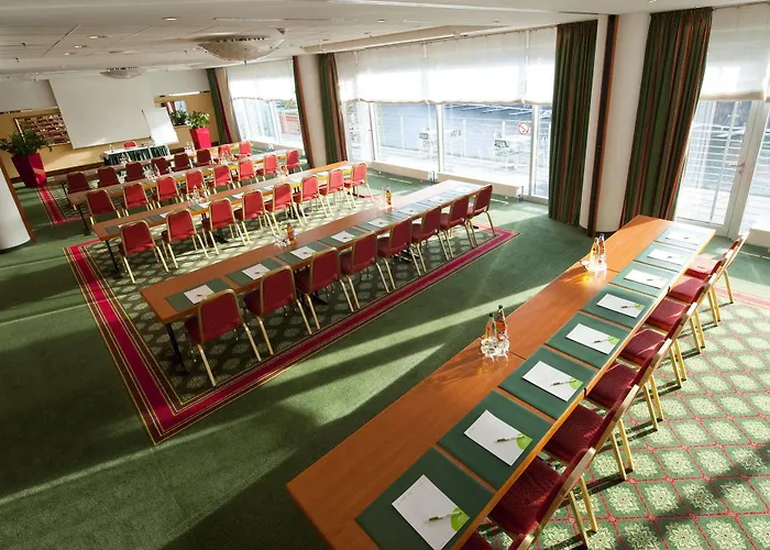 Hotell Courtyard By Marriott Hafen