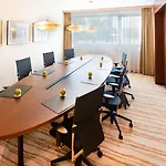Hotel Courtyard By Marriott Hafen 4*