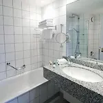 Hotel Courtyard By Marriott Hafen Düsseldorf