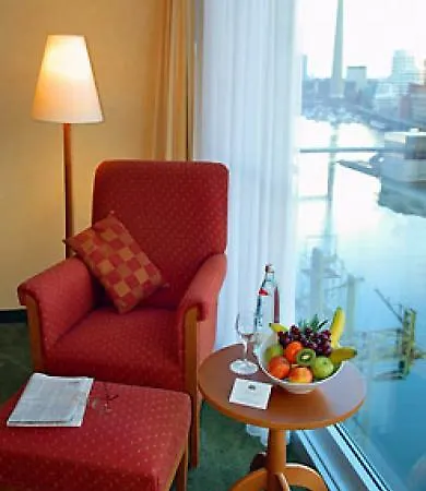 Hotel Courtyard By Marriott Hafen 4*
