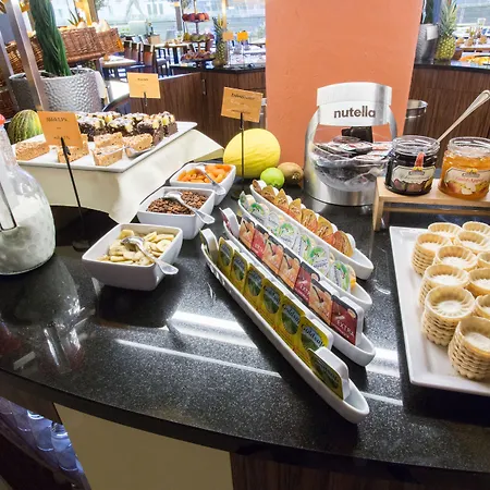 Courtyard By Marriott Hafen Hotel 4*