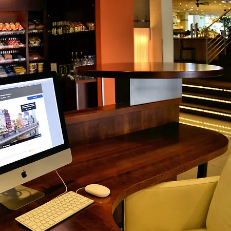 Courtyard By Marriott Hafen 4*
