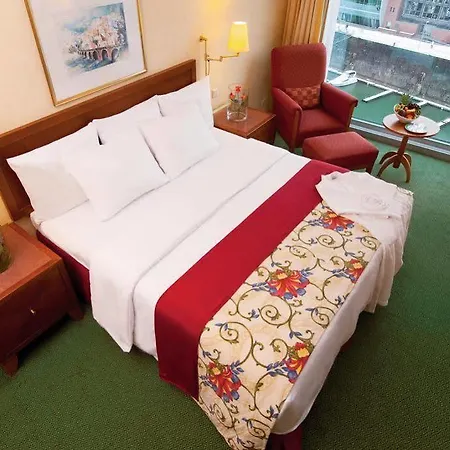 Hotel Courtyard By Marriott Hafen 4*