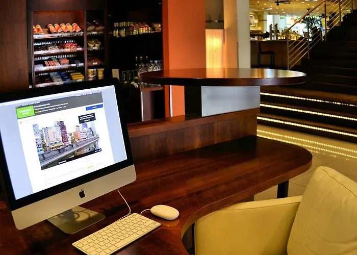 Courtyard By Marriott Hafen Otel 4*