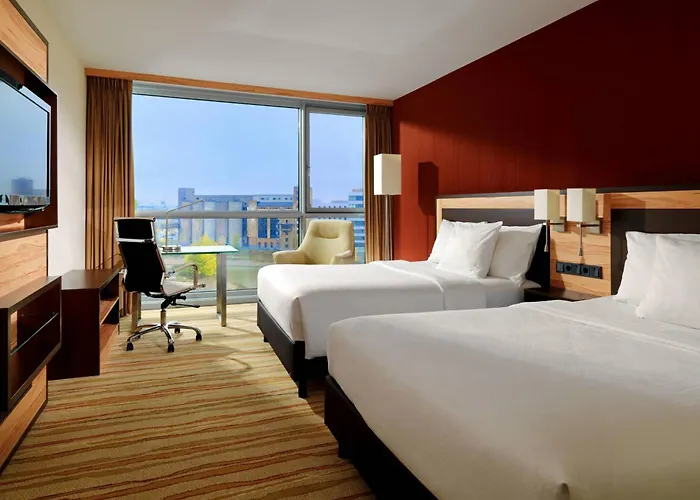 Hotel Courtyard By Marriott Hafen 4*
