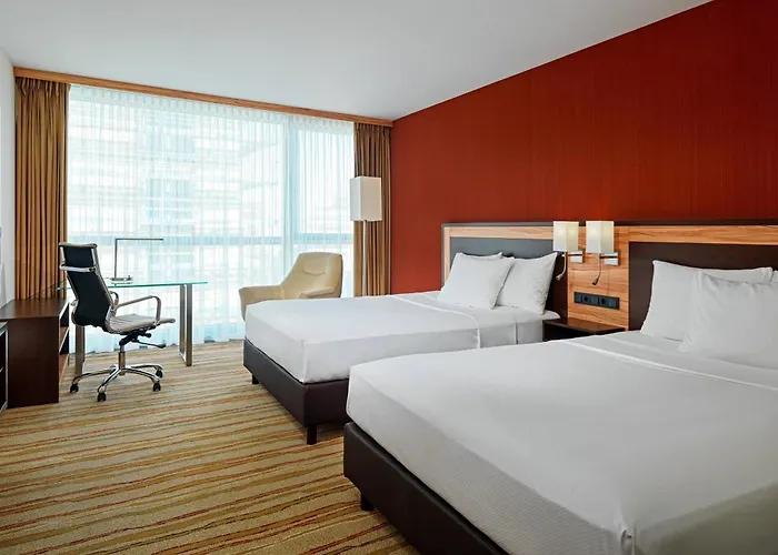 Courtyard By Marriott Hafen 4*